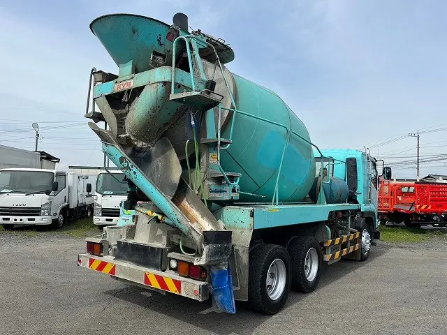 ★いすゞ大型！GVW20tクラス！★6速MT車！H26-増トンフォワード・ミキサー車★|いすゞ フォワード QDG-FVZ34U2(未入力/関係無)の写真6