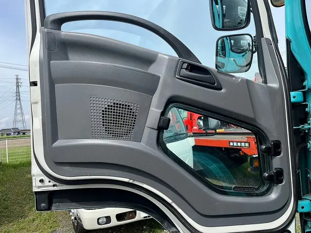 いすゞ フォワード QDG-FVZ34U2(未入力/関係無)の写真27