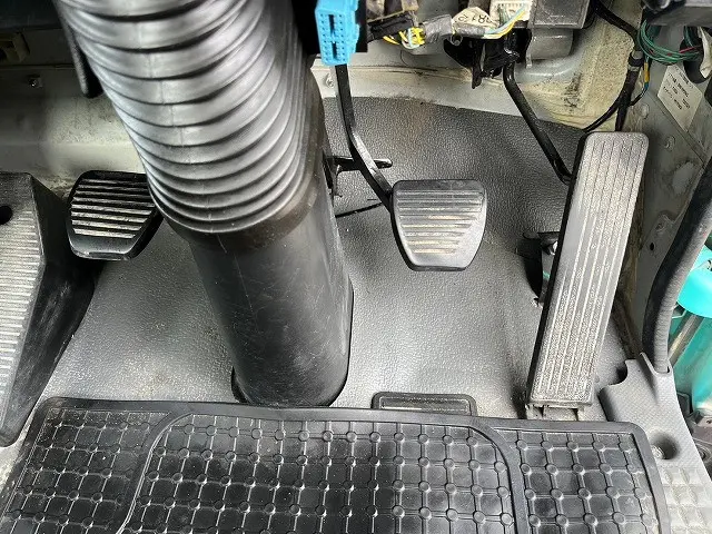 いすゞ フォワード QDG-FVZ34U2(未入力/関係無)の写真37