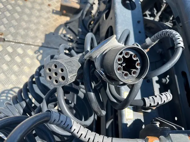 ★GH11！★410馬力・ターボ！★後輪エアサス！H26-クオン・トラクターヘッド★|ＵＤ クオン QKG-GK5XAB(未入力/関係無)の写真11