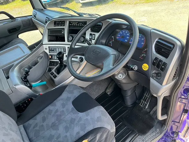 ＵＤ クオン QKG-GK5XAB(未入力/関係無)の写真16