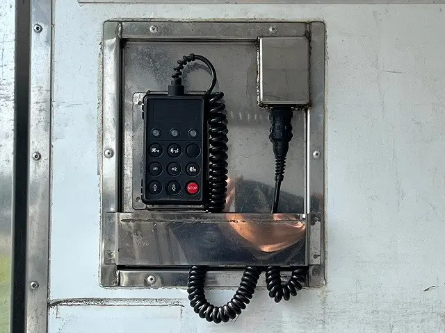 いすゞ ギガ QKG-CYJ77A(8x4)の写真15