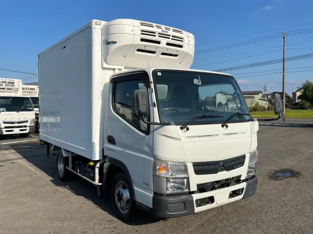三菱 キャンター TPG-FBA00(2WD)の写真3