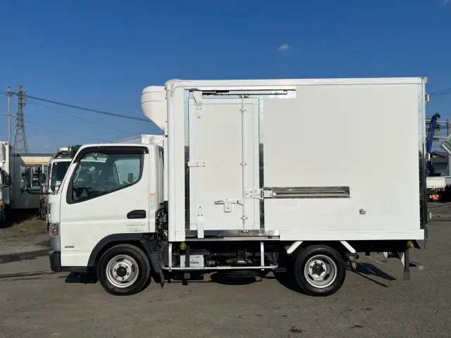 三菱 キャンター TPG-FBA00(2WD)の写真5