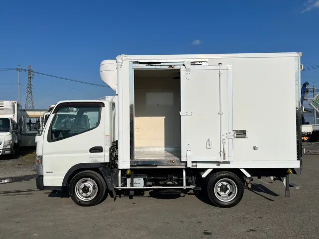 三菱 キャンター TPG-FBA00(2WD)の写真6