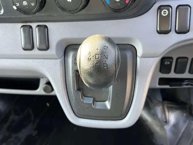 三菱 キャンター TPG-FBA00(2WD)の写真31