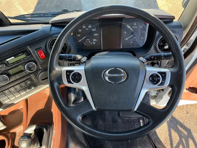 日野 プロフィア 2DG-FS1AGAの写真14