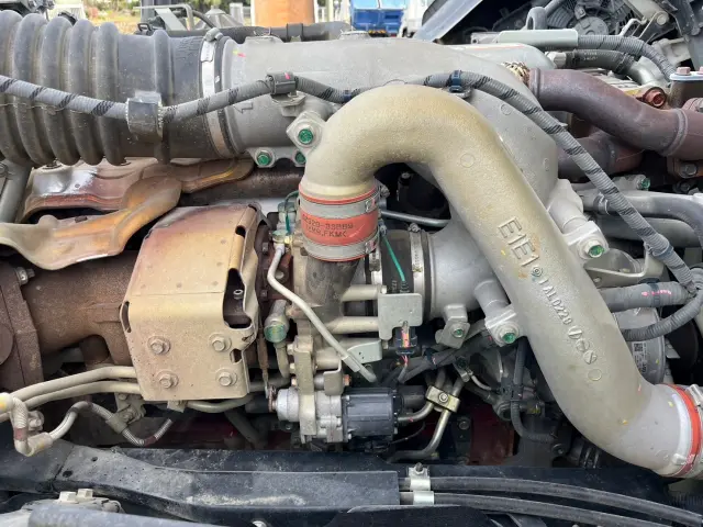 日野 プロフィア 2DG-FS1AGAの写真32