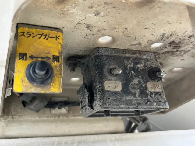 日野 プロフィア 2DG-FS1AGAの写真35