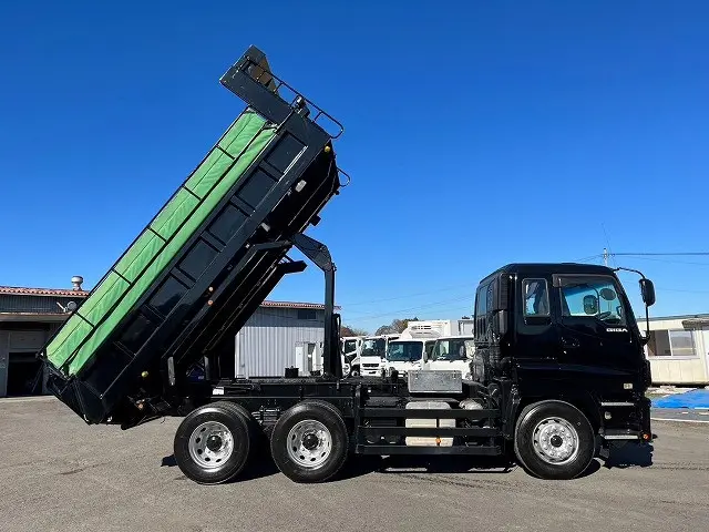 ★新明和製・ダンプ!★7速MT!★H25-ギガ・ダンプ|いすゞ ギガ QKG-CXZ77AT(6x4)の写真10