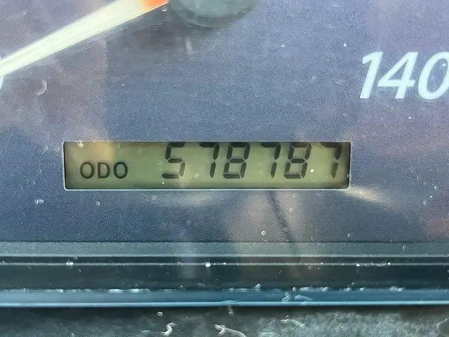 いすゞ ギガ QKG-CXZ77AT(6x4)の写真23