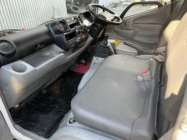日野 デュトロ TKG-XZU620T(2WD)の写真25