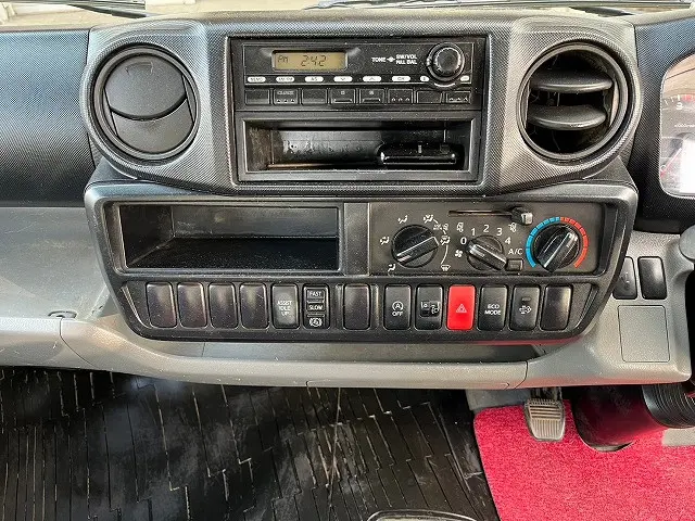 日野 デュトロ TKG-XZU620T(2WD)の写真30
