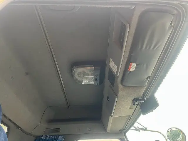 いすゞ ギガ PKG-CYJ77W8(8x4)の写真22