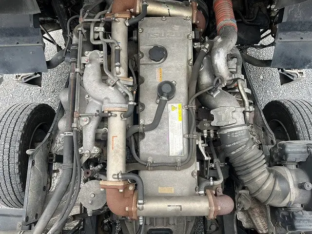 いすゞ ギガ PKG-CYJ77W8(8x4)の写真40