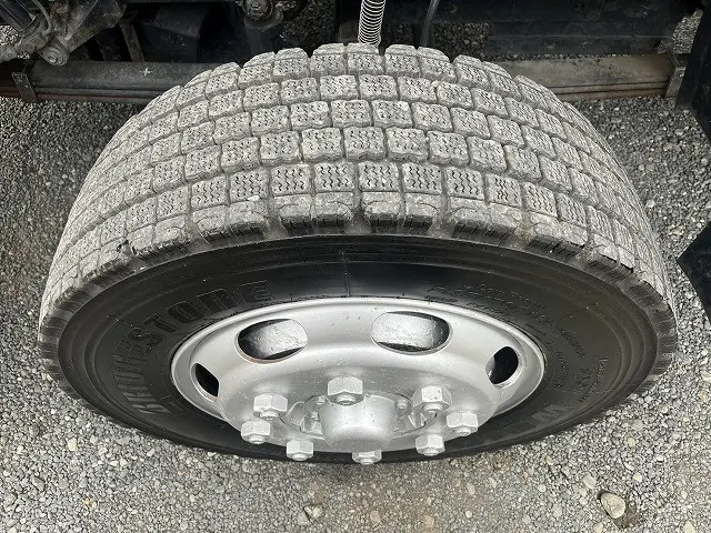 いすゞ ギガ PKG-CYJ77W8(8x4)の写真48