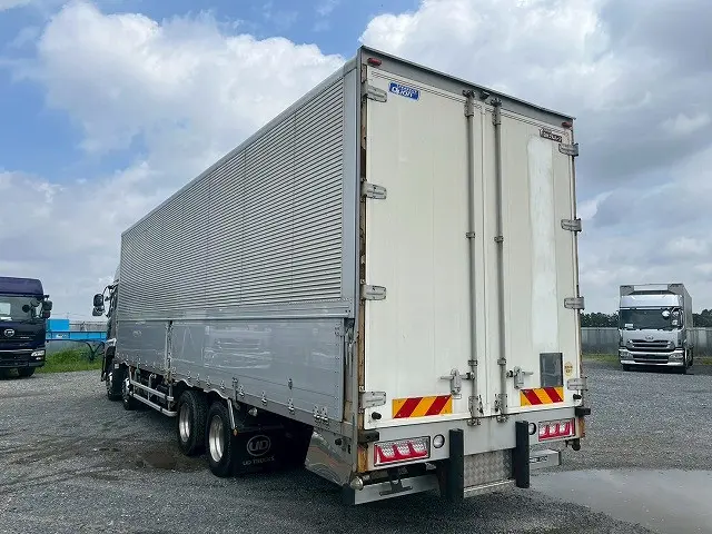 ★★13.8トン積載!★GVW25トン級!★H28-クオン・アルミウイング★|UD クオン QPG-CG5ZA(8x4)の写真8