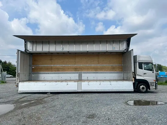 ★★13.8トン積載!★GVW25トン級!★H28-クオン・アルミウイング★|UD クオン QPG-CG5ZA(8x4)の写真11