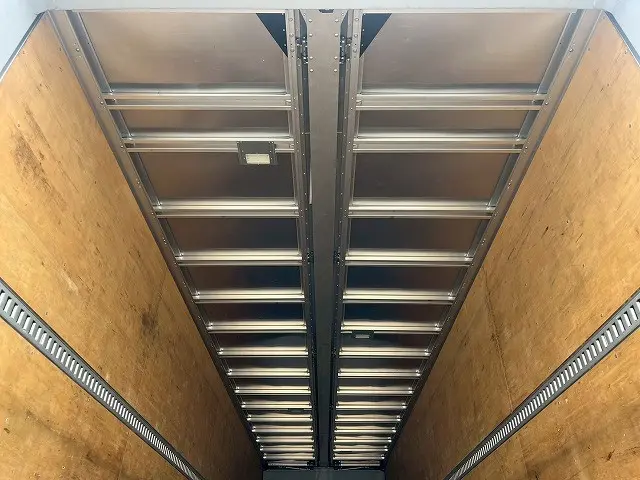 UD クオン QPG-CG5ZA(8x4)の写真13