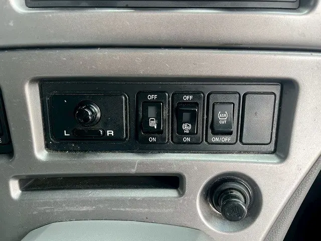 UD クオン QPG-CG5ZA(8x4)の写真31