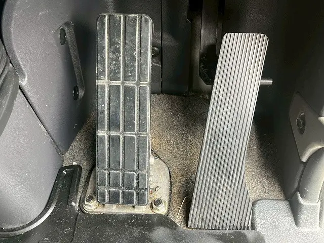 UD クオン QPG-CG5ZA(8x4)の写真36