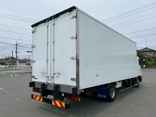 ★★フルキャブ/ベッド付き!★240馬力!★H28-レンジャー・冷蔵冷凍車★|日野 レンジャー TKG-FD7JLAG(未入力/関係無)の写真6