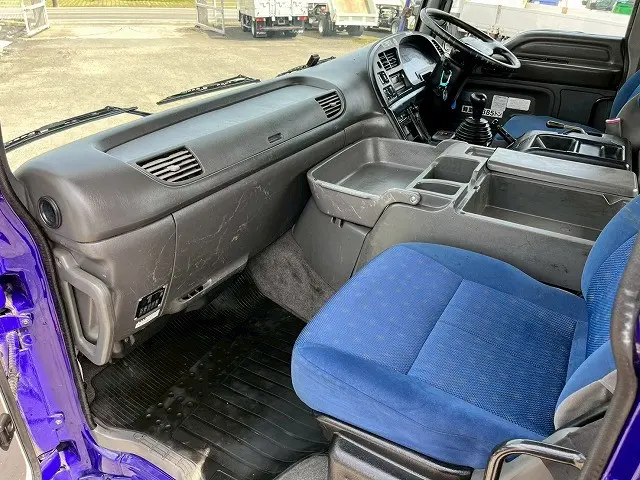 いすゞ ギガ QKG-EXD52AD(未入力/関係無)の写真21