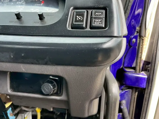 いすゞ ギガ QKG-EXD52AD(未入力/関係無)の写真31