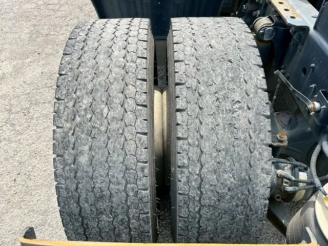 いすゞ ギガ QKG-EXD52AD(未入力/関係無)の写真43