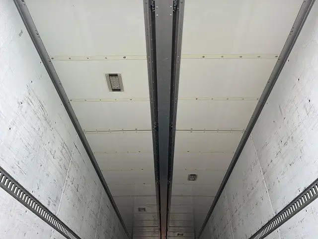 日野 プロフィア QPG-FR1EXEG(6x2)の写真13