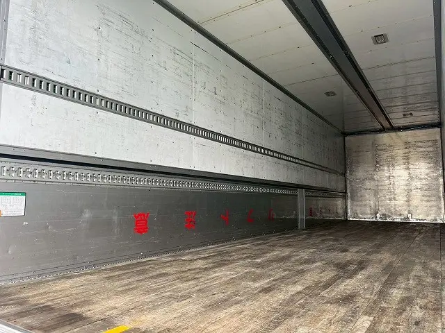 日野 プロフィア QPG-FR1EXEG(6x2)の写真16