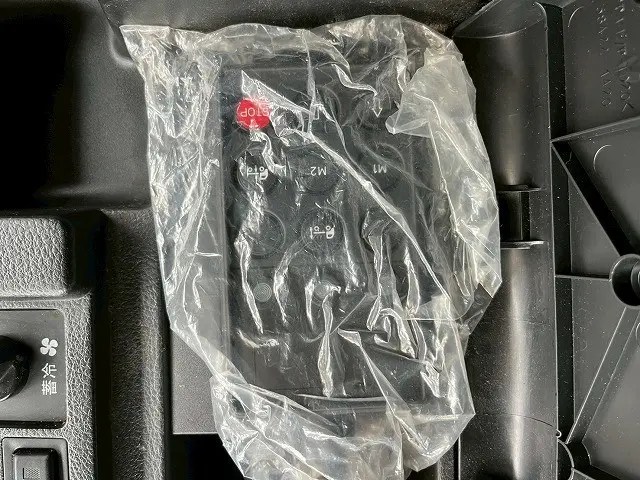 日野 プロフィア QPG-FR1EXEG(6x2)の写真33