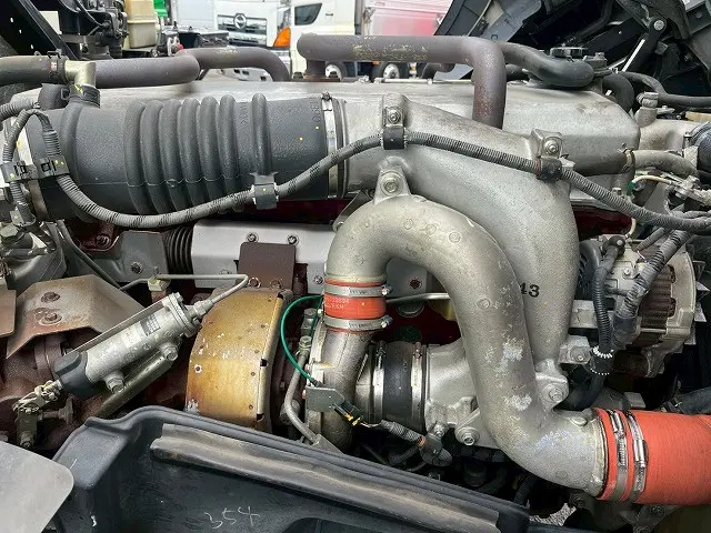 日野 プロフィア QPG-FR1EXEG(6x2)の写真40