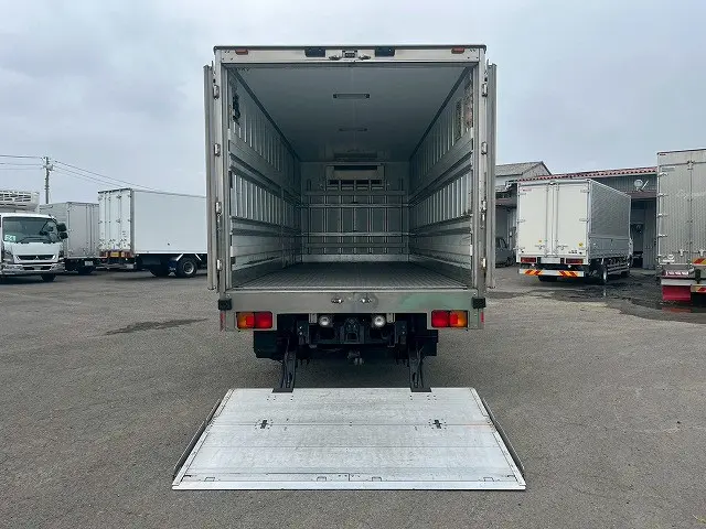 ★★格納式パワーゲート！★ベッド付！★H28-レンジャー・冷蔵冷凍車PG★|日野 レンジャー TKG-FD7JLAG(未入力/関係無)の写真11