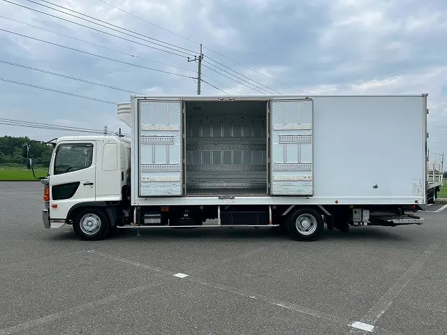 ★6300×フルワイド！★左サイド観音扉！★H28-レンジャー・冷蔵冷凍車PG|日野 レンジャー TKG-FD7JLAG(未入力/関係無)の写真9