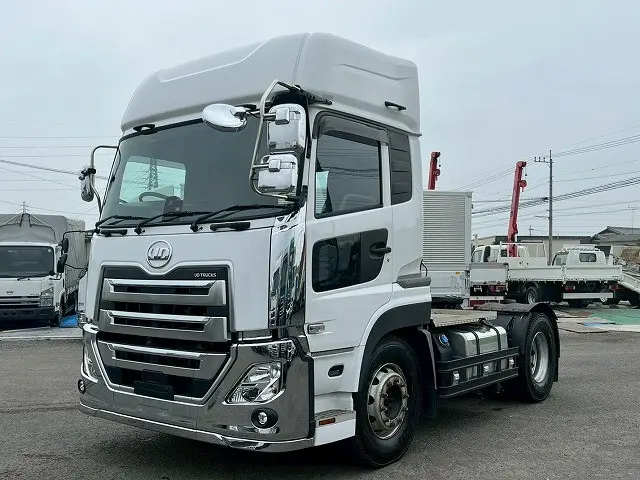 ★GH11!★420馬力・ターボ!★後輪エアサス!★R4-クオン・トラクターヘッド|UD クオン 2PG-GK5AAB(未入力/関係無)の写真2