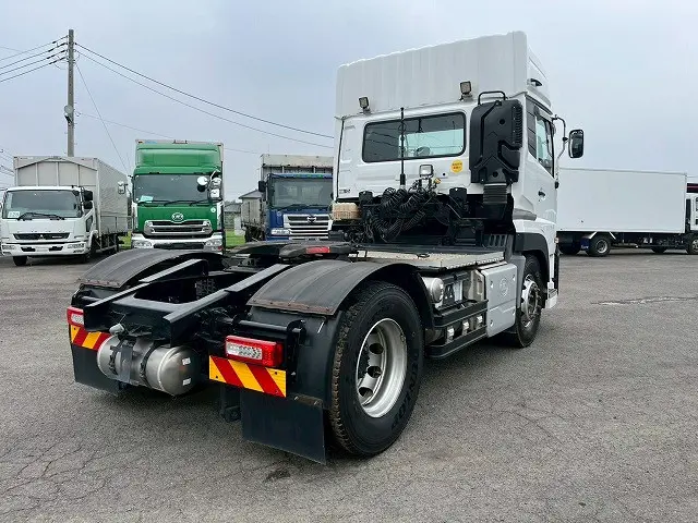 ★R4-クオン・トラクターヘッド★第5輪荷重:11.5トン!★ハイルーフ!★★|UD クオン 2PG-GK5AAB(未入力/関係無)の写真7