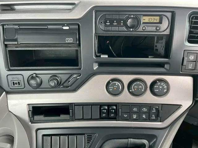 UD クオン 2PG-GK5AAB(未入力/関係無)の写真27