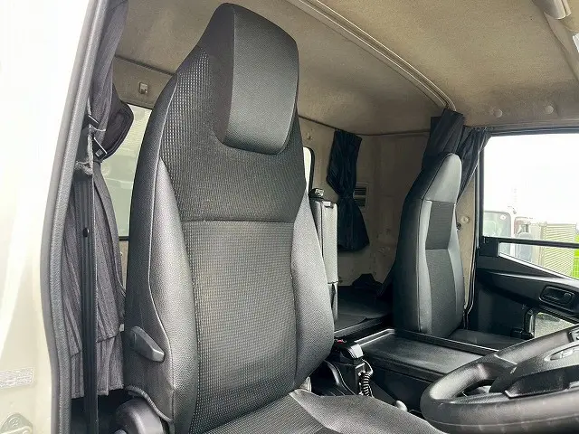 三菱 ファイター 2KG-FK65F(未入力/関係無)の写真21