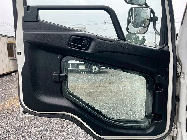 三菱 ファイター 2KG-FK65F(未入力/関係無)の写真23