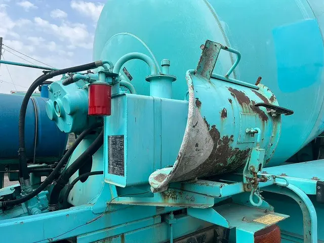 ★H26-増トンフォワード・コンクリートミキサー車★KYB製・8.9立米!★ワンオーナー!★★|いすゞ フォワード QDG-FVZ34U2(6x4)の写真10