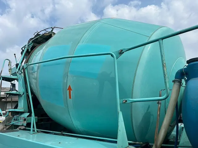 ★6速MT!★いすゞ/大型!GVW20tクラス!★H26-増トンフォワード・コンクリートミキサー車|いすゞ フォワード QDG-FVZ34U2(6x4)の写真12