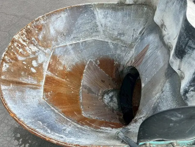 いすゞ フォワード QDG-FVZ34U2(6x4)の写真16