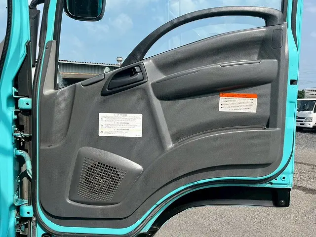 いすゞ フォワード QDG-FVZ34U2(6x4)の写真21