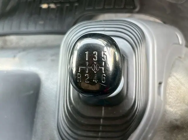 いすゞ フォワード QDG-FVZ34U2(6x4)の写真33