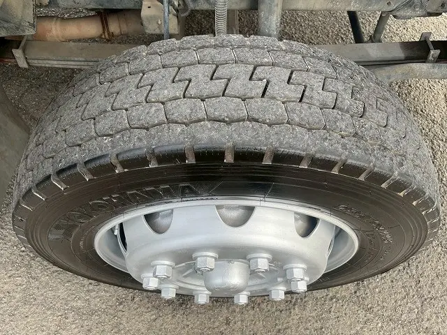 いすゞ フォワード QDG-FVZ34U2(6x4)の写真47