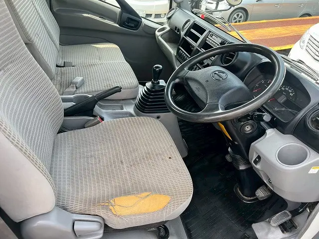 日野 デュトロ TKG-XZU720M(未入力/関係無)の写真24