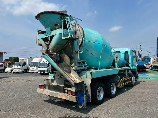 ★6速MT!★いすゞ/大型!GVW20tクラス!★H26-増トンフォワード・コンクリートミキサー車|いすゞ フォワード QDG-FVZ34U2(6x4)の写真6