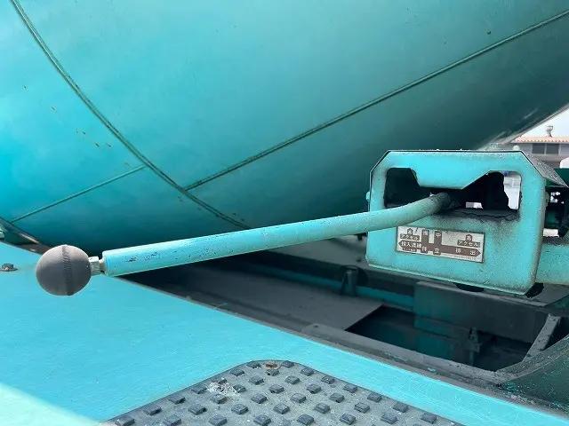 いすゞ フォワード QDG-FVZ34U2(6x4)の写真18