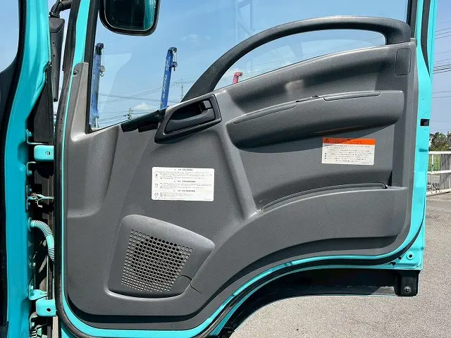 いすゞ フォワード QDG-FVZ34U2(6x4)の写真22